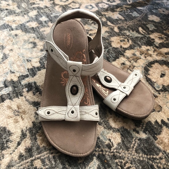 aetrex lori sandals